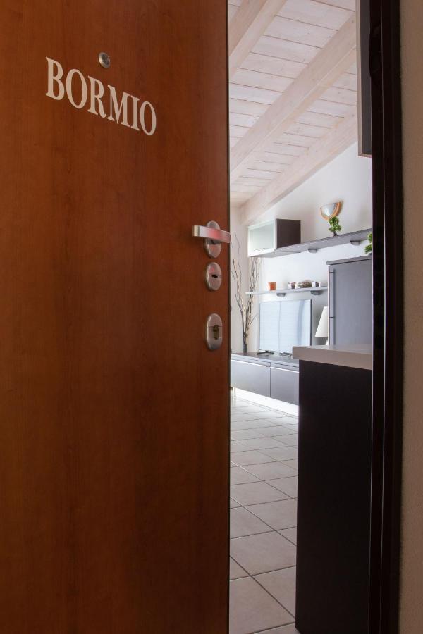 Casa Vacanze Valeria Sondrio Exterior foto